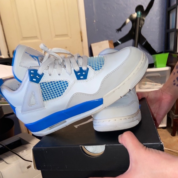 Jordan military 4s - Picture 2 of 3